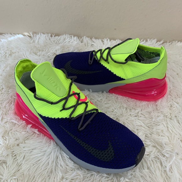 Nike Air Max Flyknit 270 - Picture 4 of 6